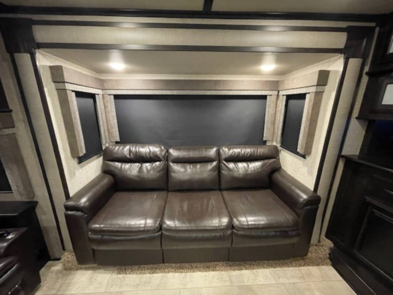 A photo of this 2018 Grand Design Momentum 376TH