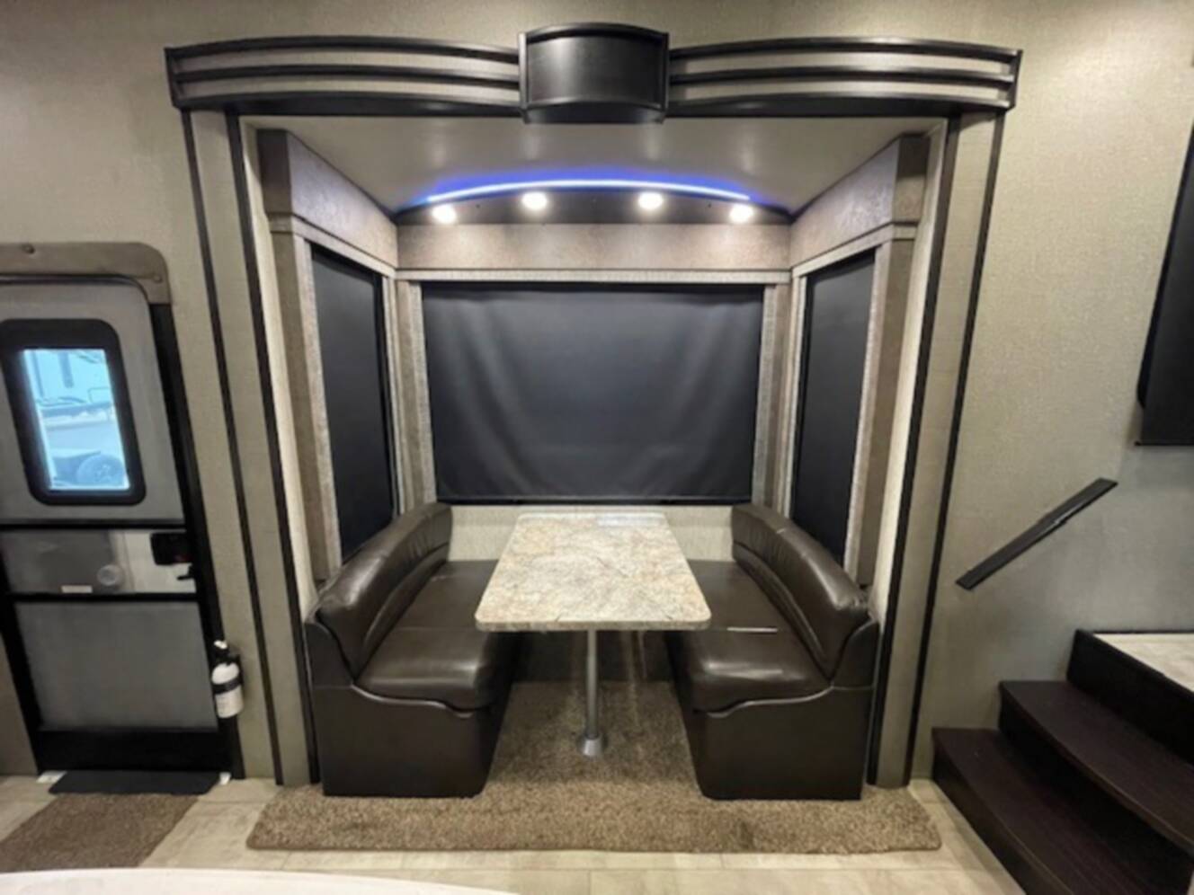 A photo of this 2018 Grand Design Momentum 376TH