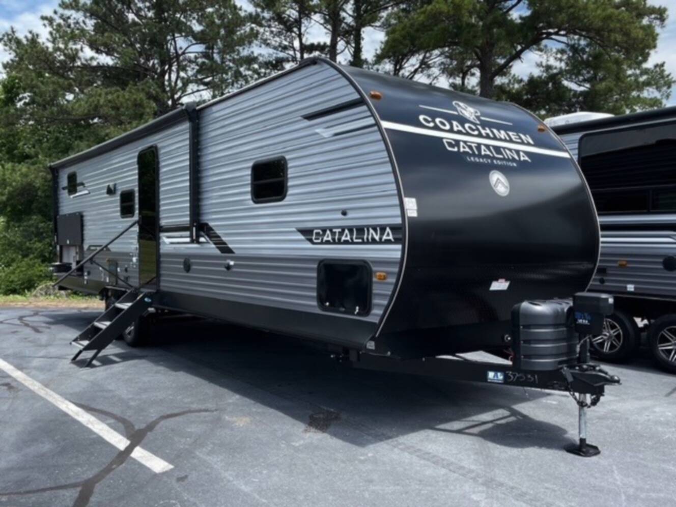 A photo of this 2026 Coachmen Rv Catalina Legacy Edition 293QBCK