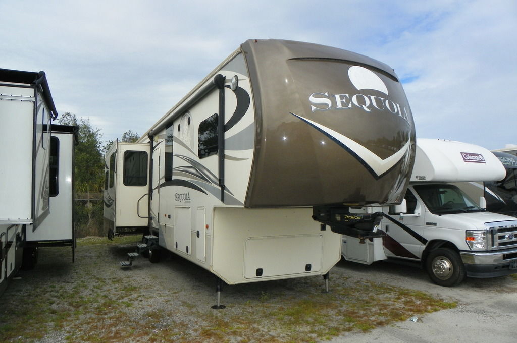 2016 Redwood Rv Sequoia SQ38HRL in hobe sound FL