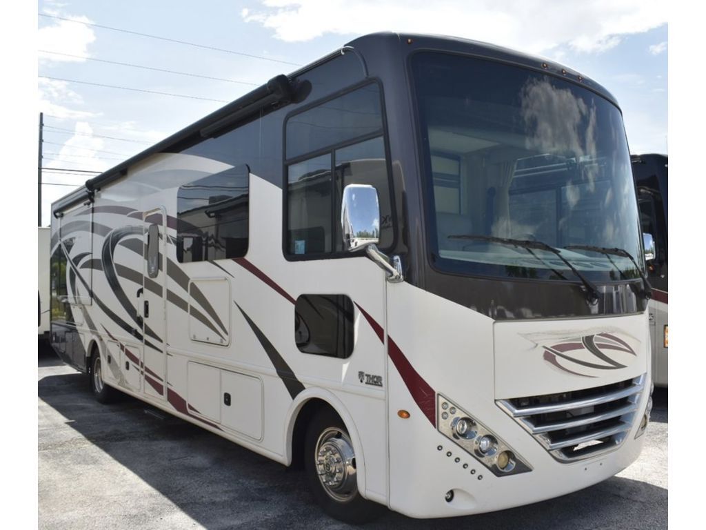2020 Thor Motor Coach Hurricane 33X in hobe sound FL