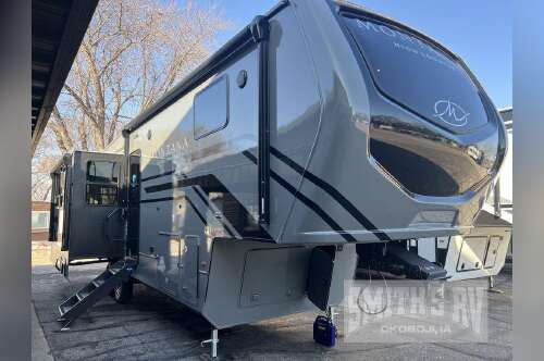 2025 Keystone Rv Montana High Country 295RL in okoboji IA