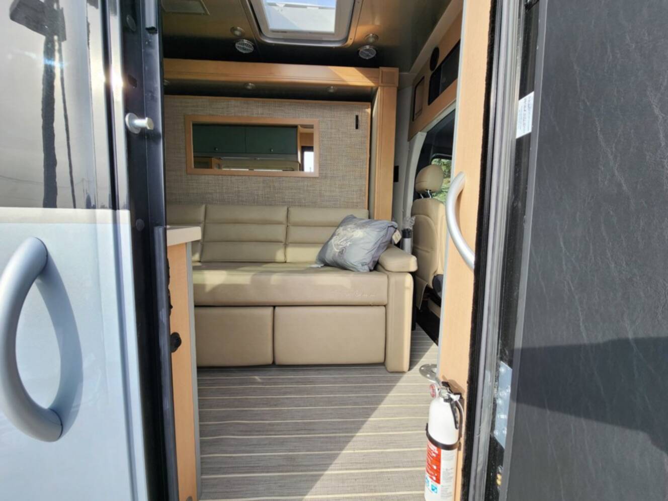 A photo of this 2026 Airstream Atlas 25MS Murphy Suite