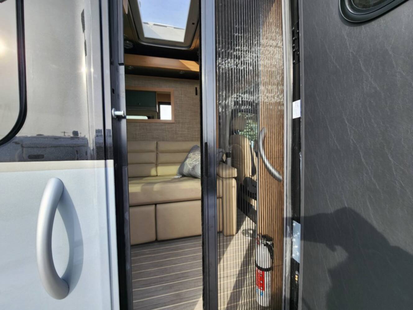 A photo of this 2026 Airstream Atlas 25MS Murphy Suite