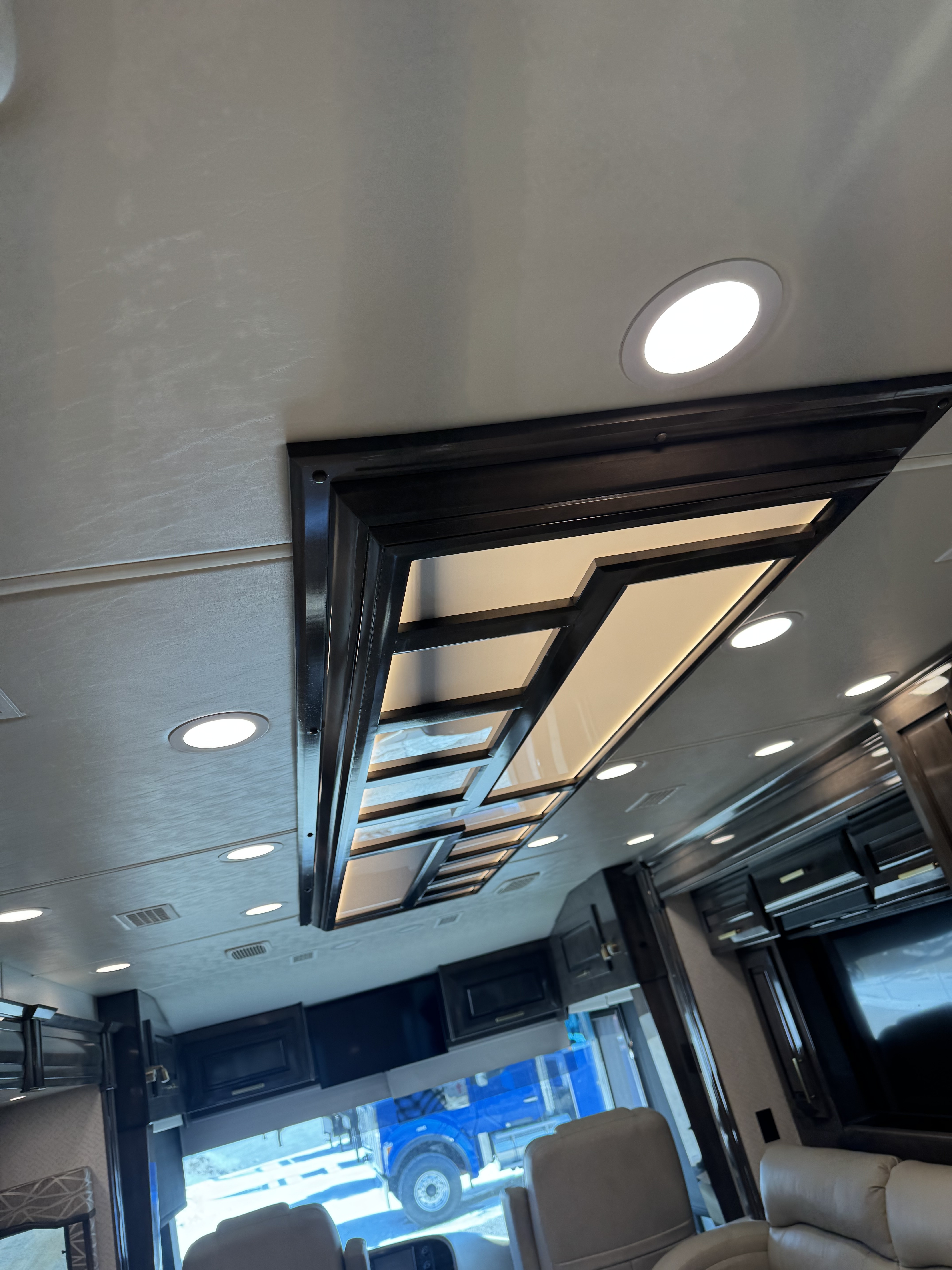 2022 Entegra Coach CORNERSTONE 45Z in bono AR