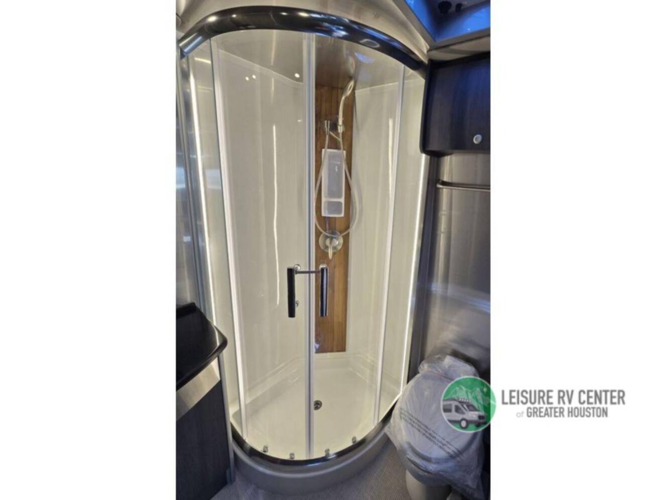 A photo of this 2026 Airstream Atlas Murphy Suite