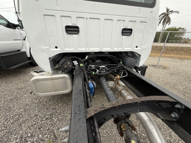 2025 FORD F750