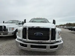 2025 FORD F750