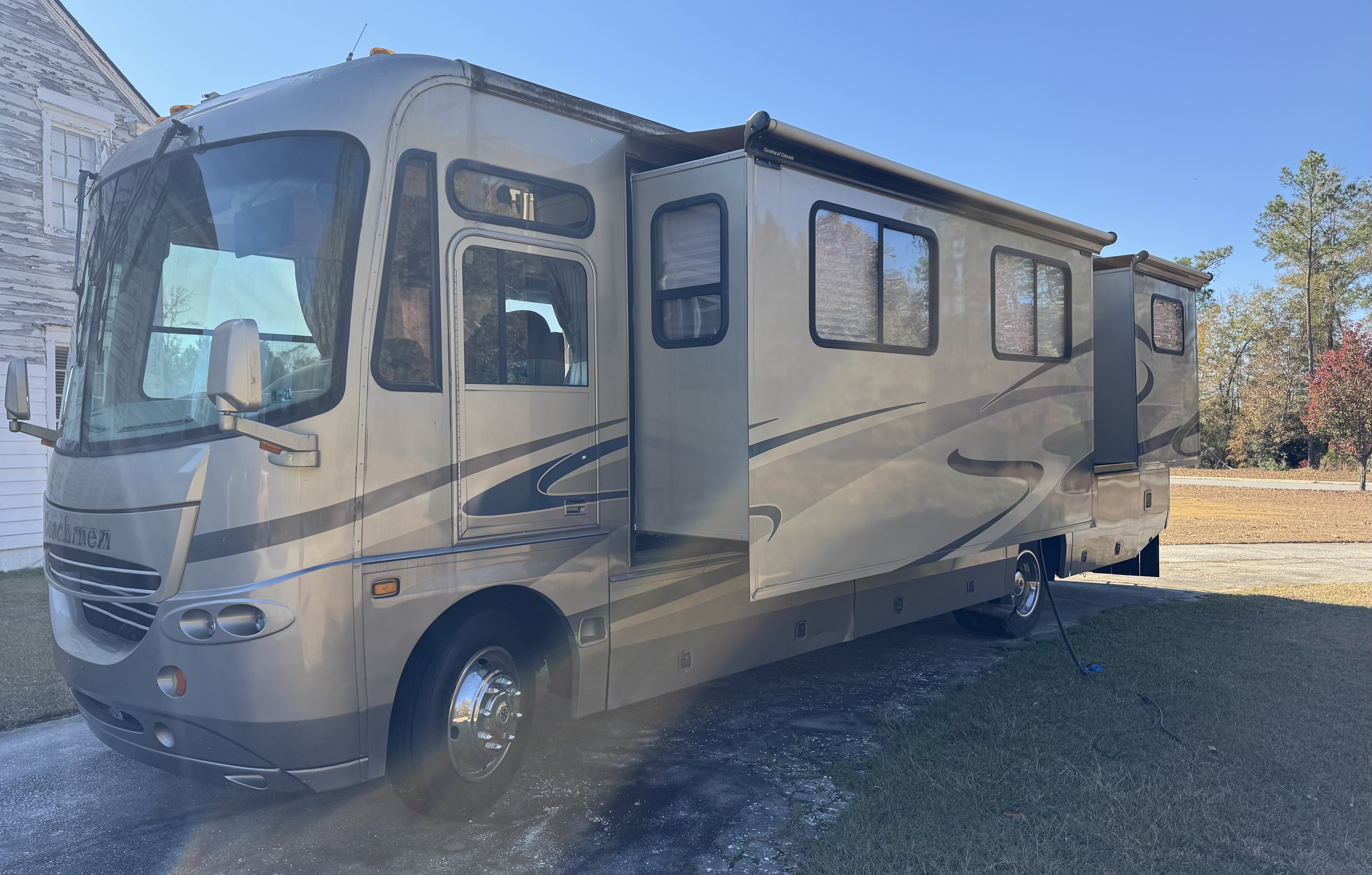 2004 Coachmen SANTARA 3690 in albany GA