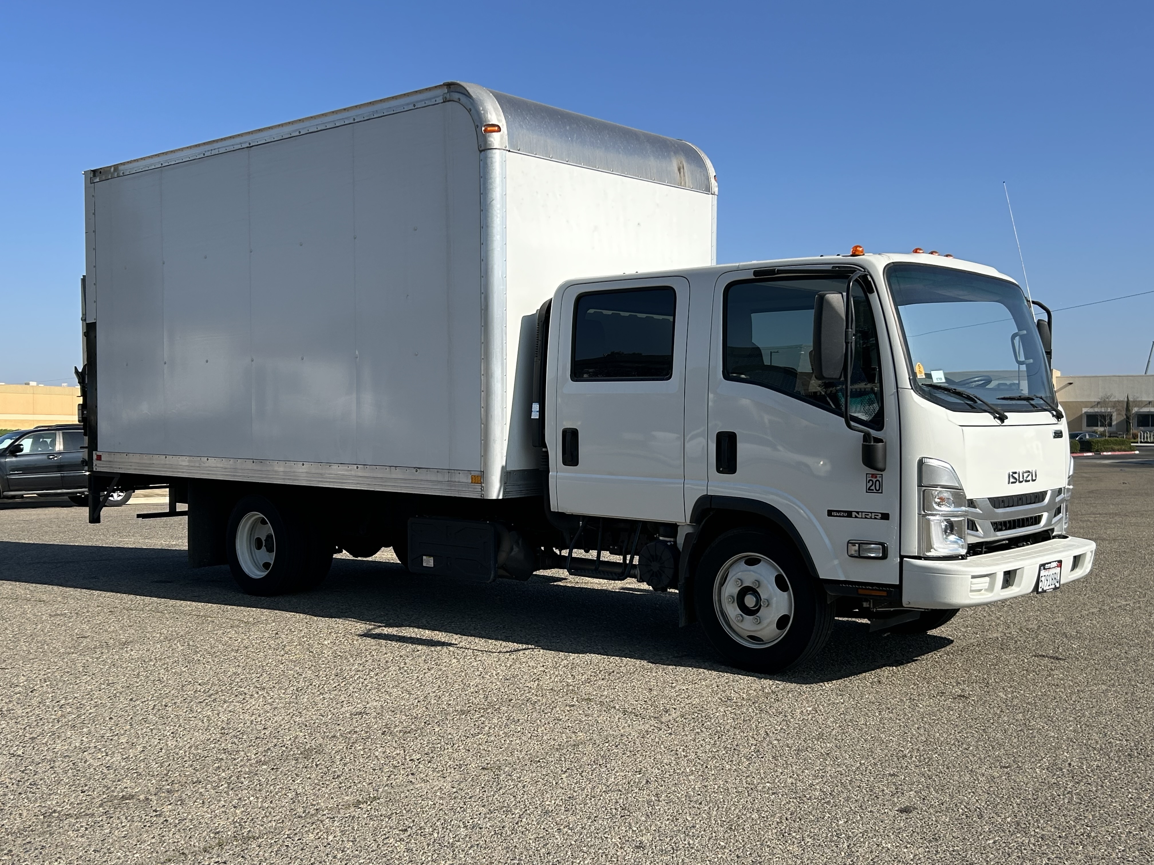 2024 ISUZU NRR in Fresno, CA