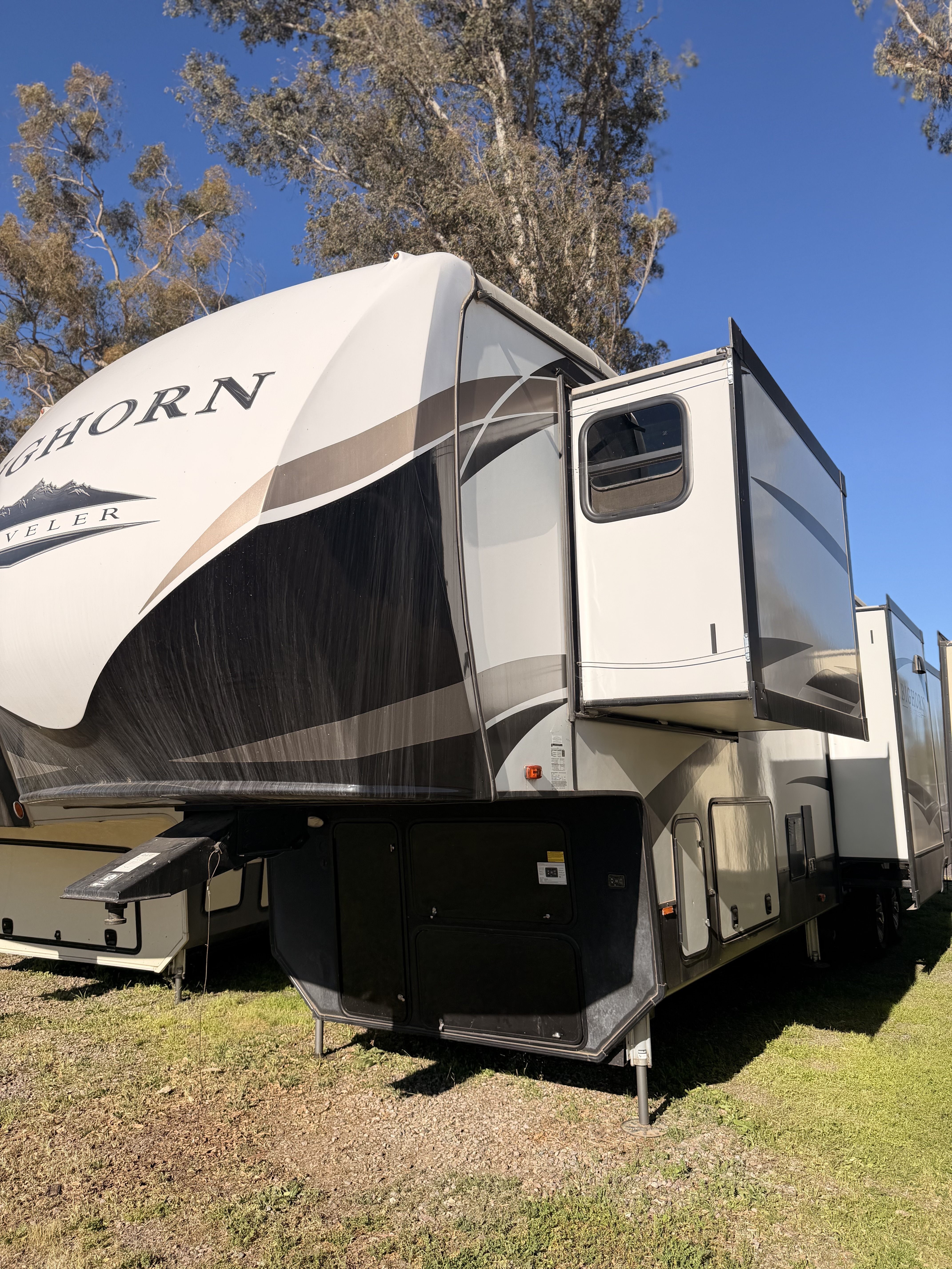 2021 Heartland Bighorn 37DB in ramona CA