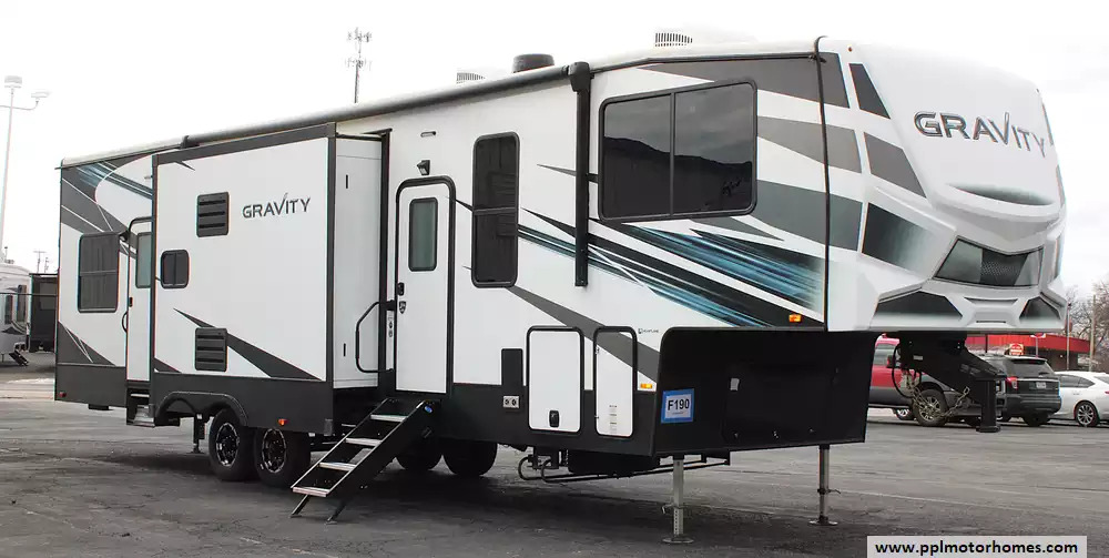 2022 Heartland Gravity 3550 in decatur TX