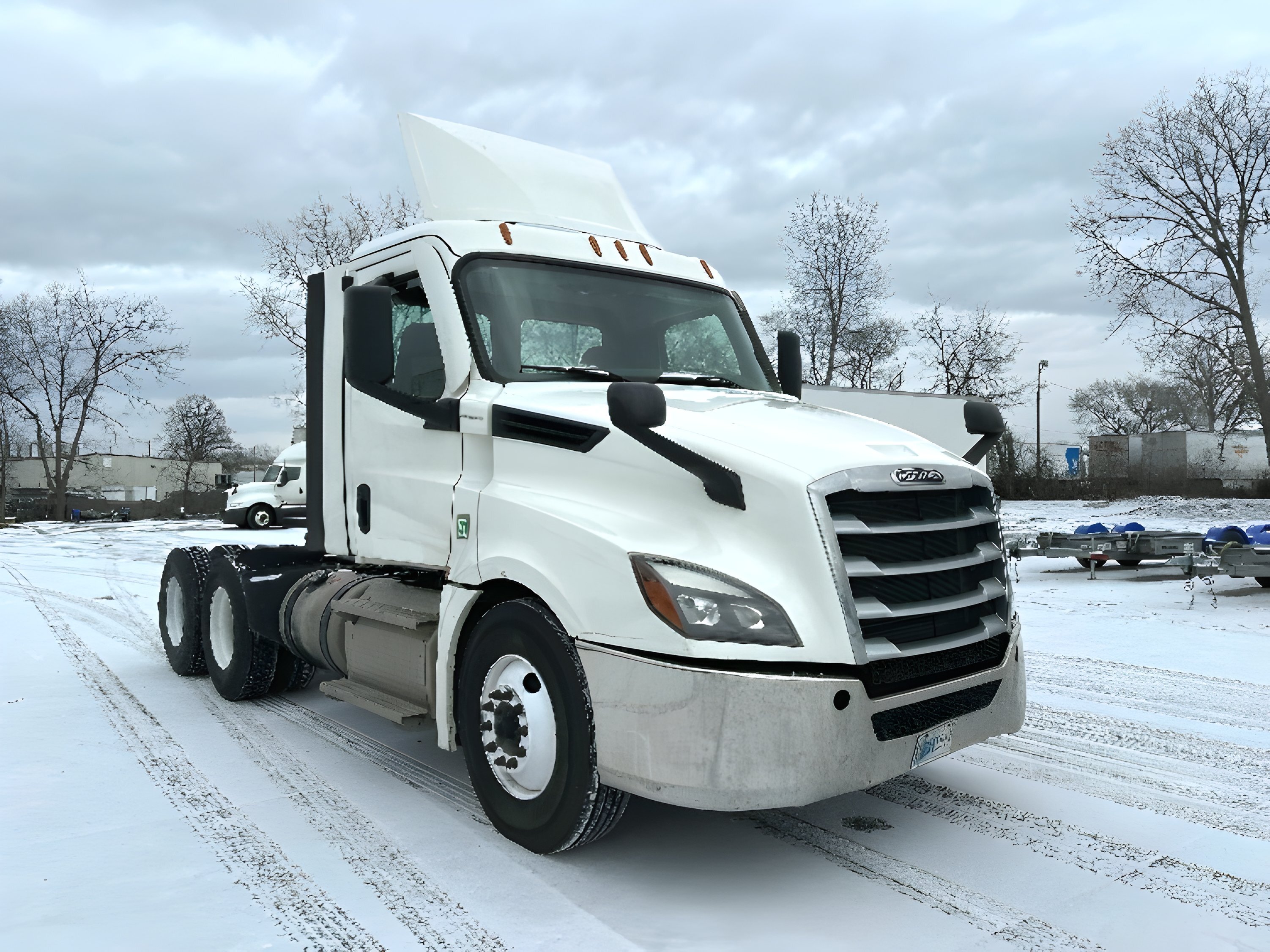 2020 FREIGHTLINER CASCADIA 126 in Des Moines, IA