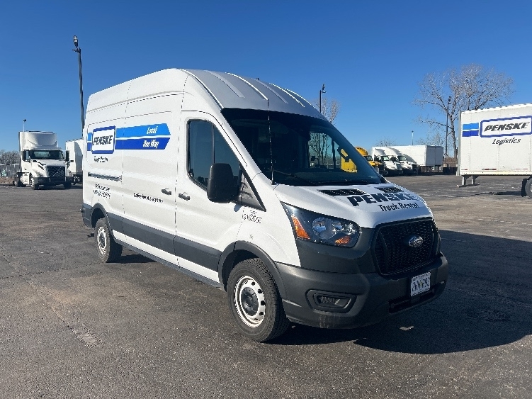 2022 FORD TRANSIT 250 in Kansas City, MO