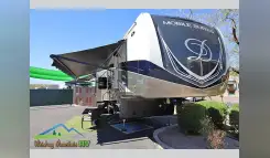 2022 DRV LUXURY SUITES Mobile Suites 39 DBRS4 RV