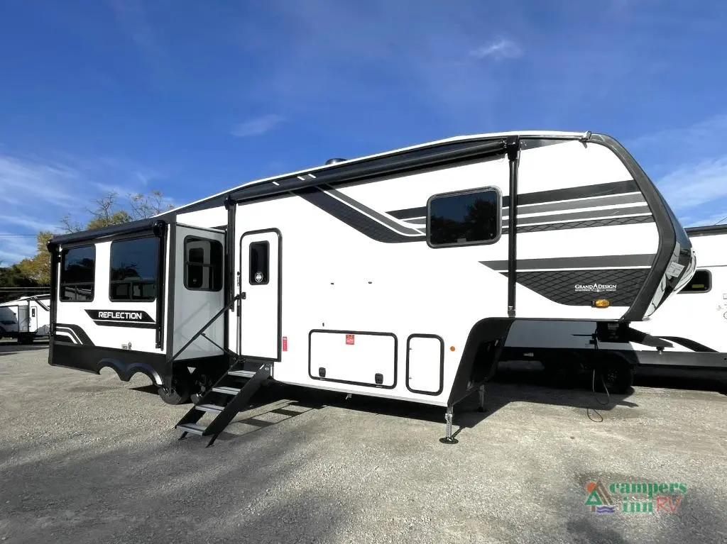 2026 Grand Design Reflection 303RLS RV