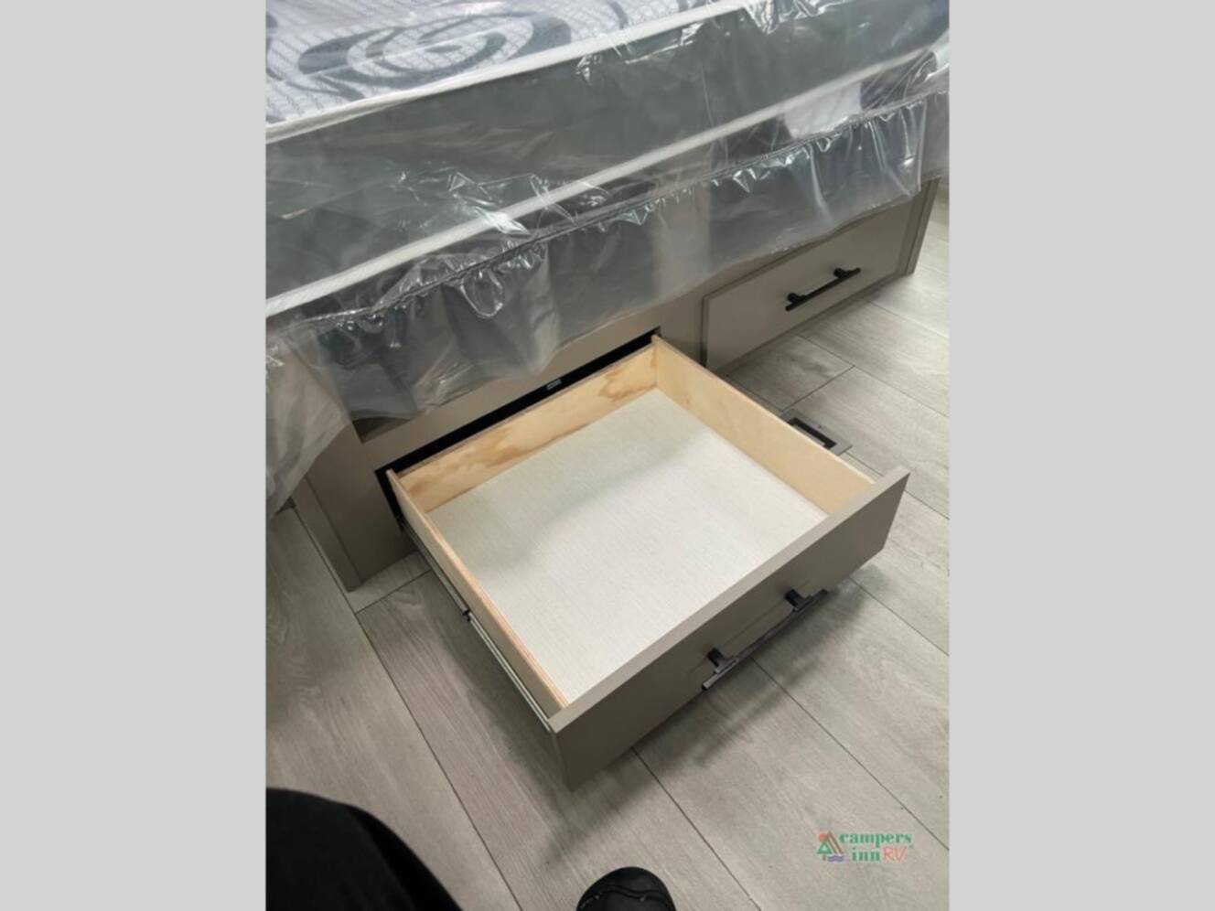 A photo of this 2026 Kz Connect SE C211MKSE