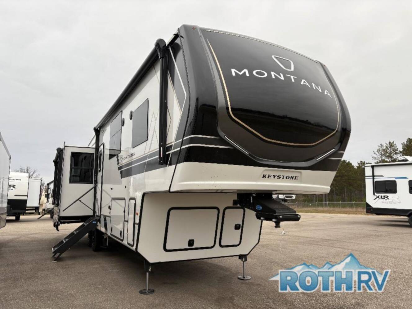 A photo of this 2026 Keystone Rv Montana 3231CK
