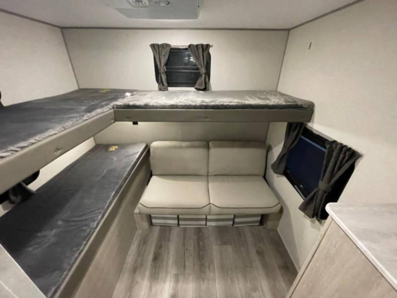 A photo of this 2026 Coachmen Rv Catalina Legacy Edition 293QBCK
