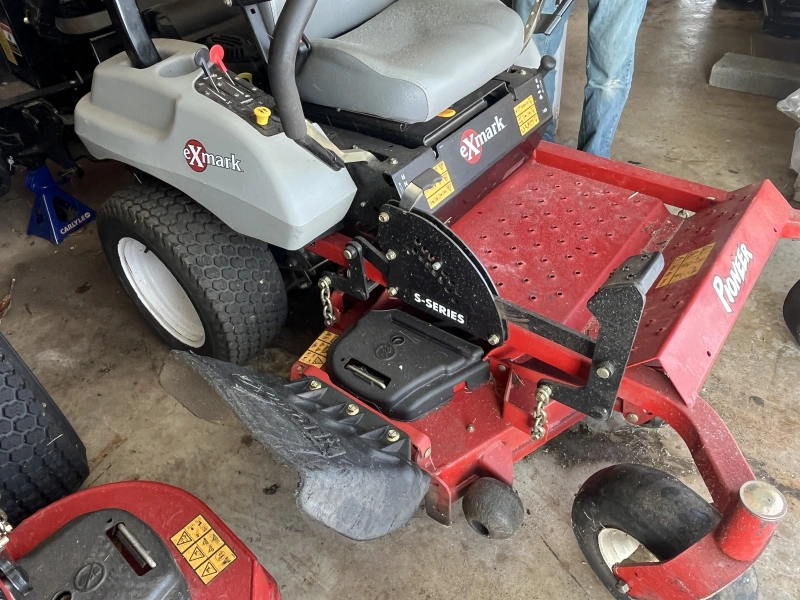 2015 EXMARK S-Series
