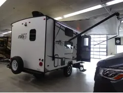 2018 FOREST RIVER ROCKWOOD MINI LITE 1905BHG