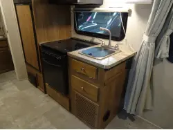 2018 FOREST RIVER ROCKWOOD MINI LITE 1905BHG