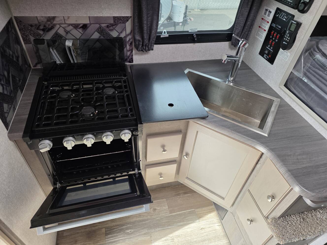 A photo of this 2026 Northwood Mfg ARCTIC FOX 811