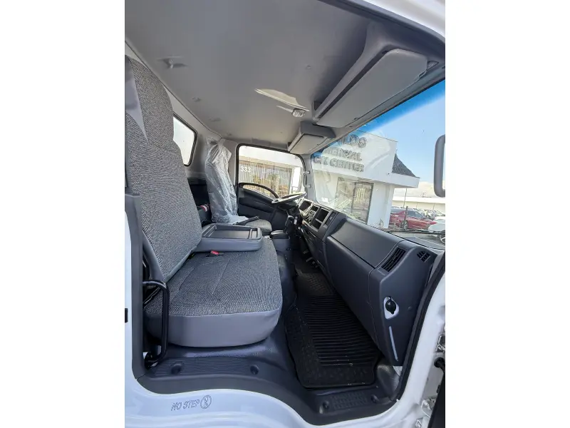 2025 ISUZU NPR HD GAS