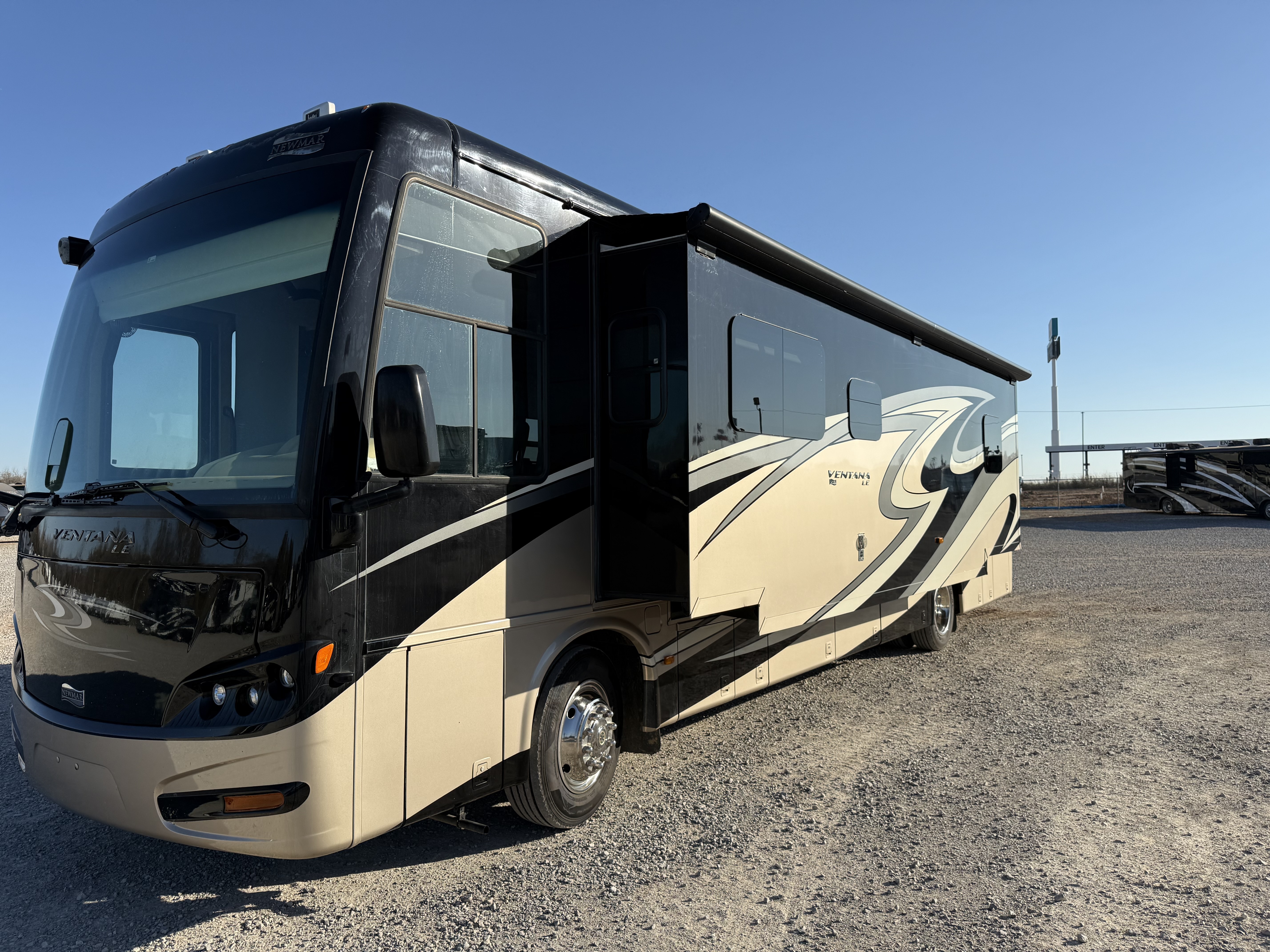 2015 Newmar VENTANA LE 3812 RV