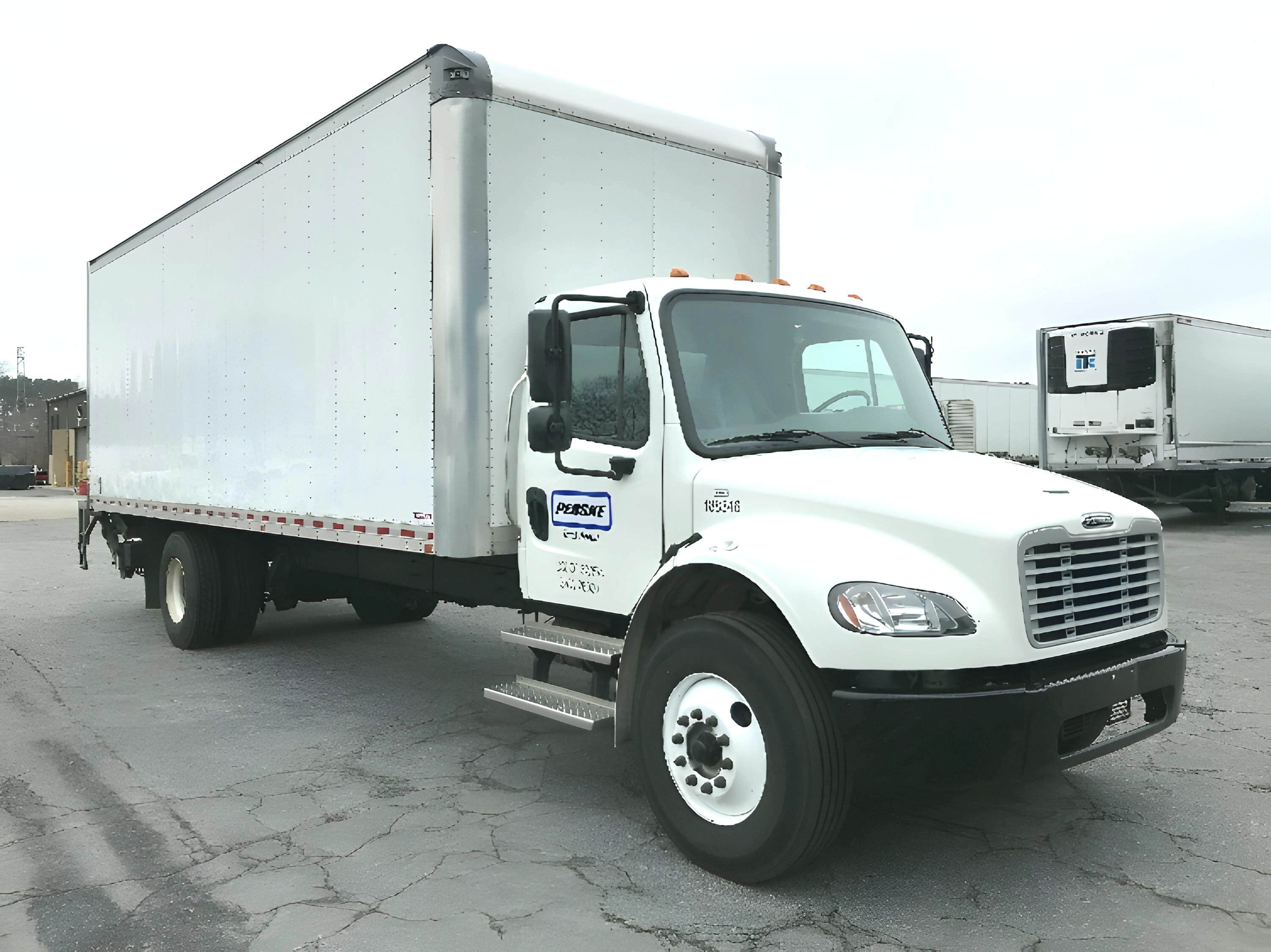 2023 FREIGHTLINER BUSINESS CLASS M2 106 in Chesapeake, VA