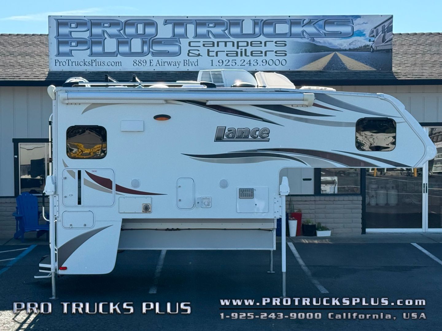 2018 Lance 975 Truck Camper in livermore CA