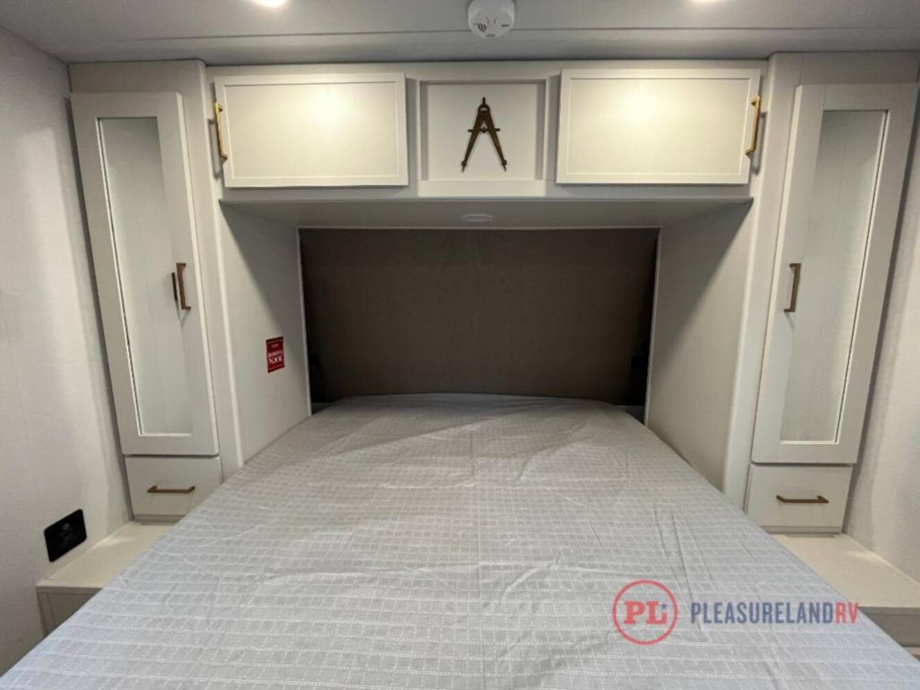 A photo of this 2026 Grand Design Transcend 285RKT