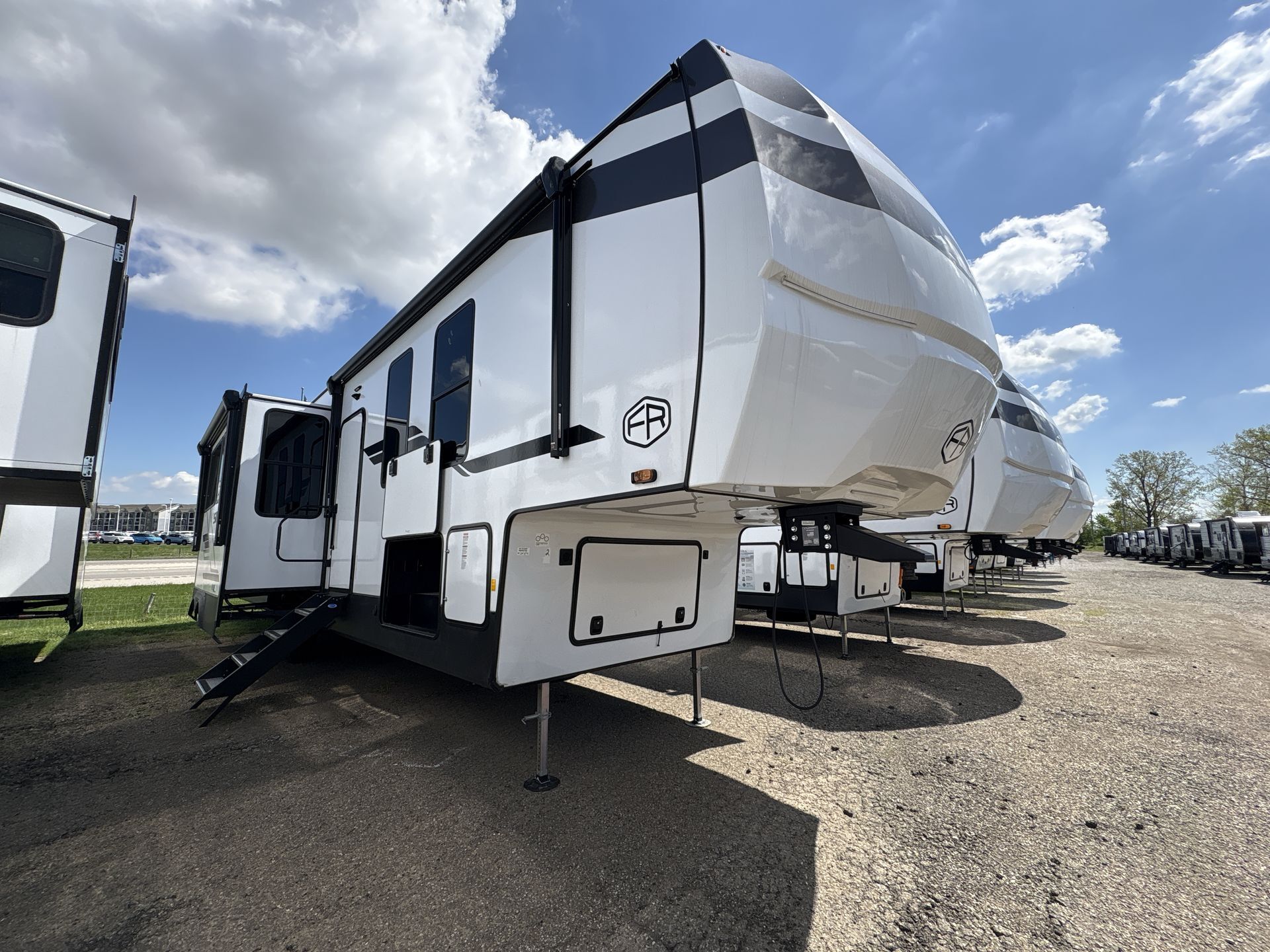 2026 Forest River Sierra 4002FB in lancaster OH
