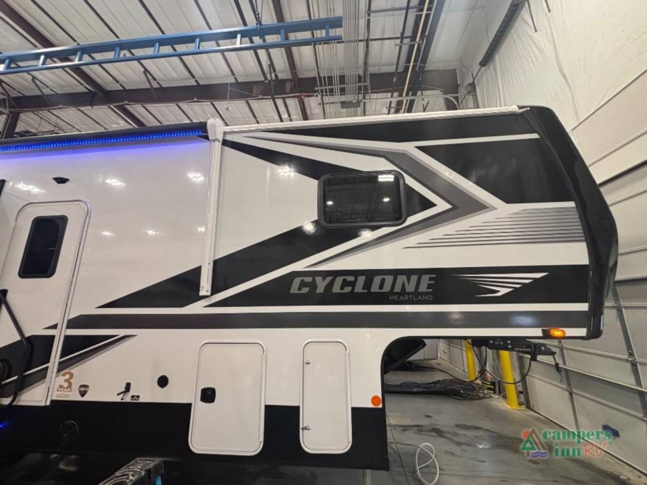 A photo of this 2026 Heartland Cyclone 3913