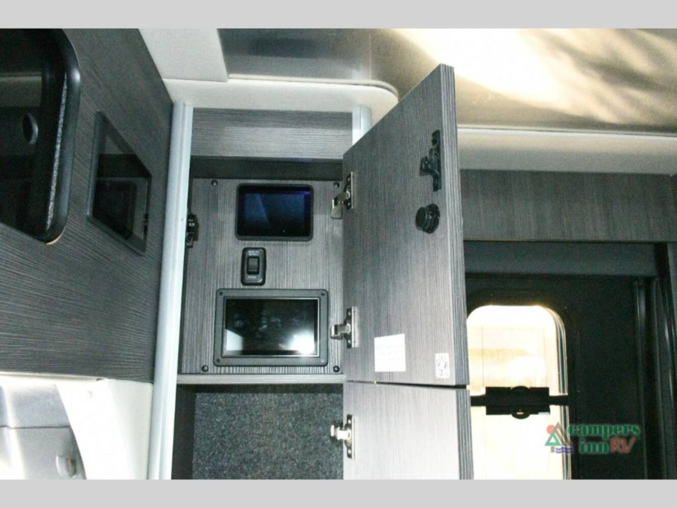 A photo of this 2025 Airstream Atlas ATL ALN