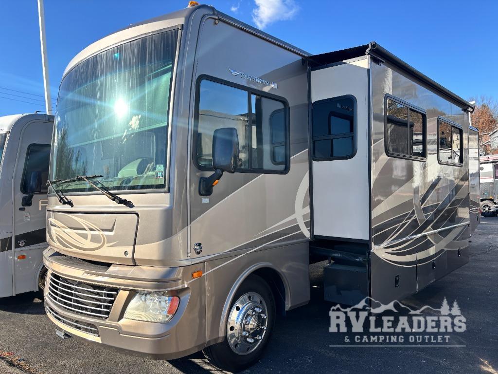 2015 Fleetwood Rv Bounder 34T in adamsburg PA
