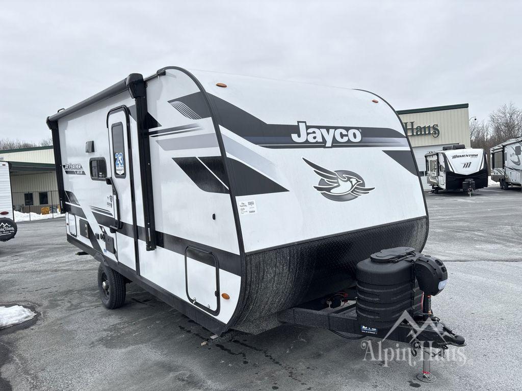2026 Jayco Jay Feather Air 18FBS in middletown NY