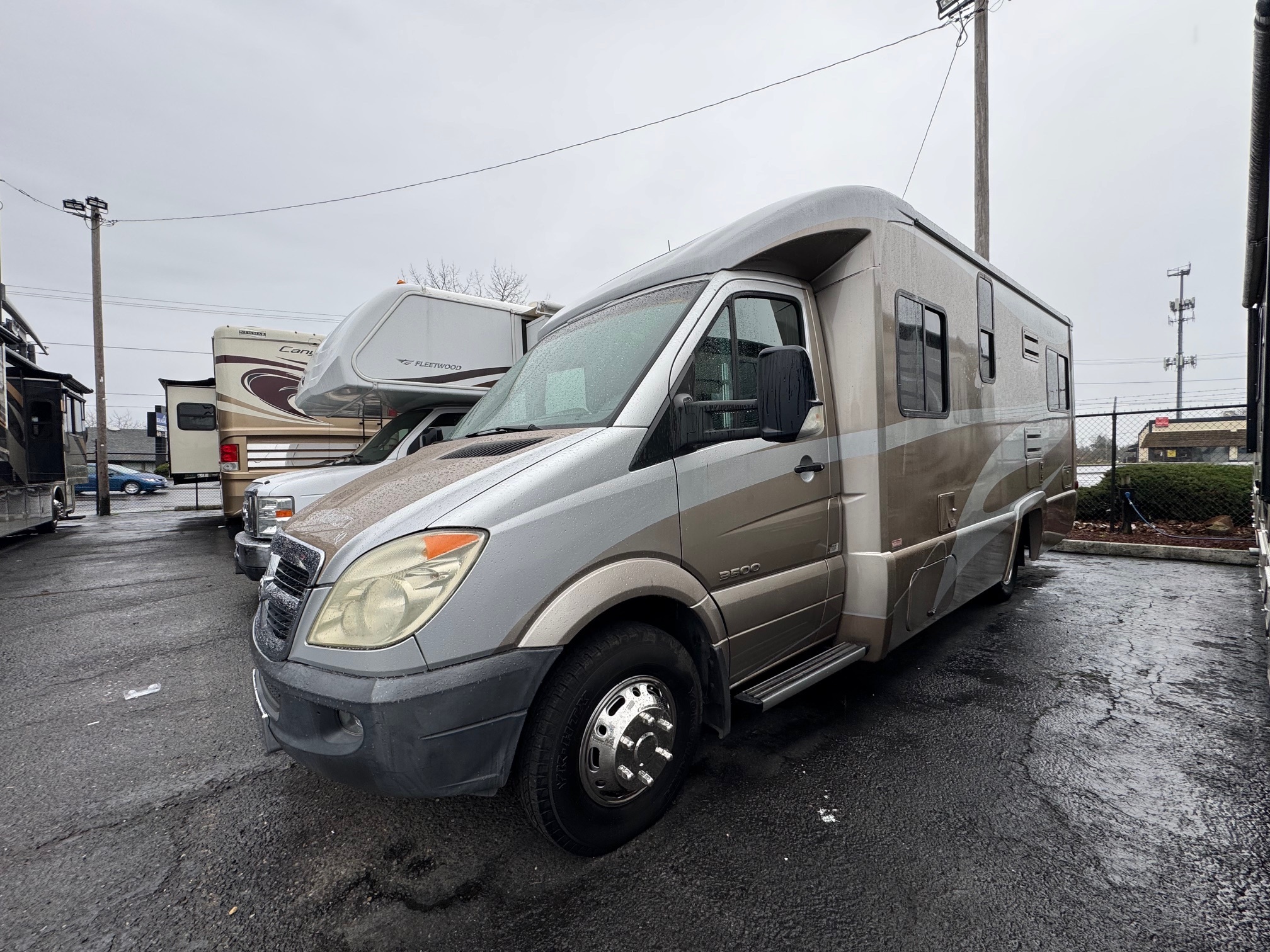 2008 Itasca NAVION IQ 24DL in gresham OR
