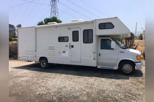 2003 Four Winds FUN MOVER 27C in whittier CA