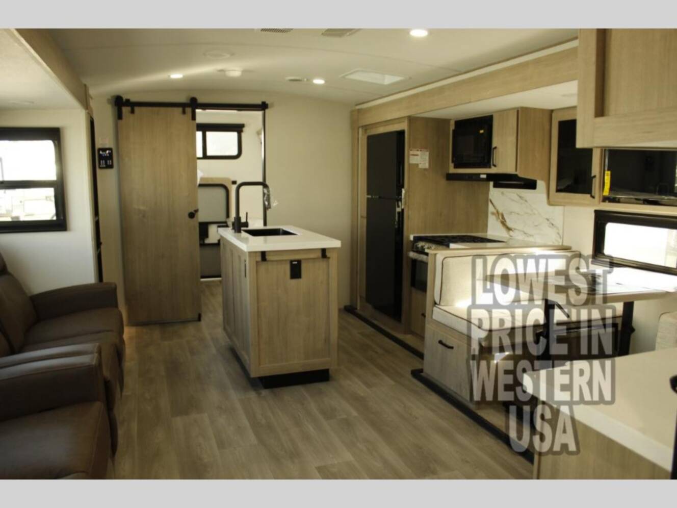 A photo of this 2026 Grand Design Imagine 3210BH