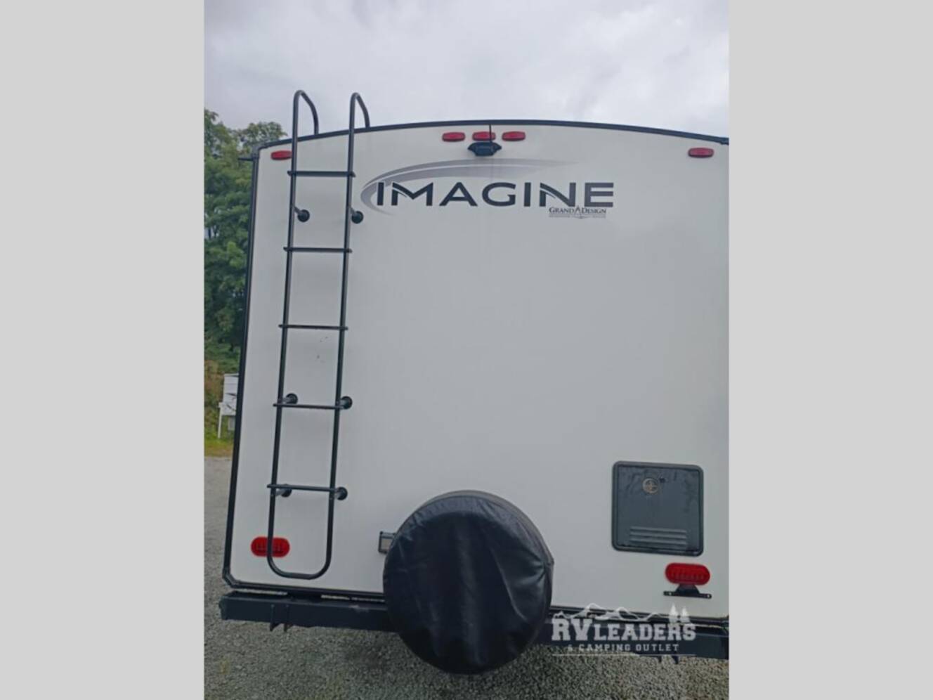 A photo of this 2023 Grand Design Imagine 2800BH