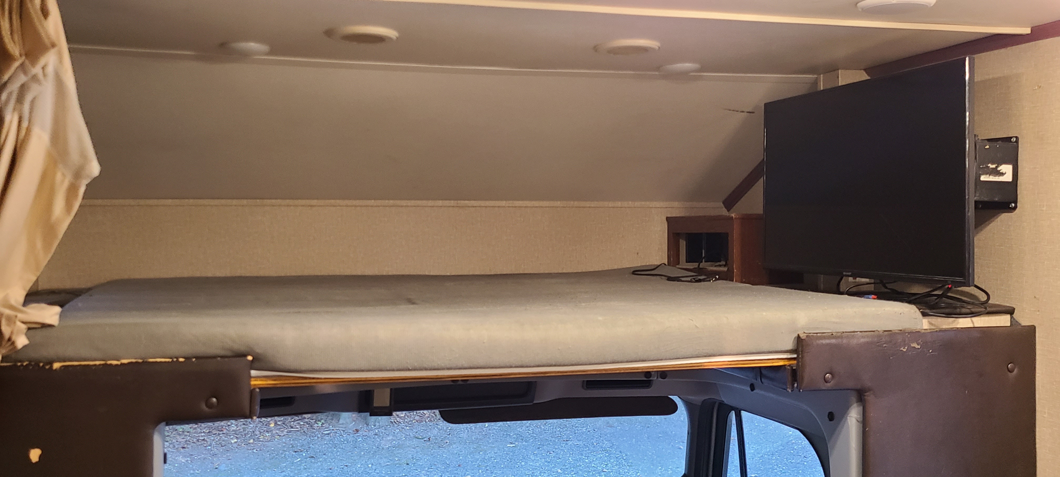 2015 Forest River GEORGETOWN XL 377TS in easton MD