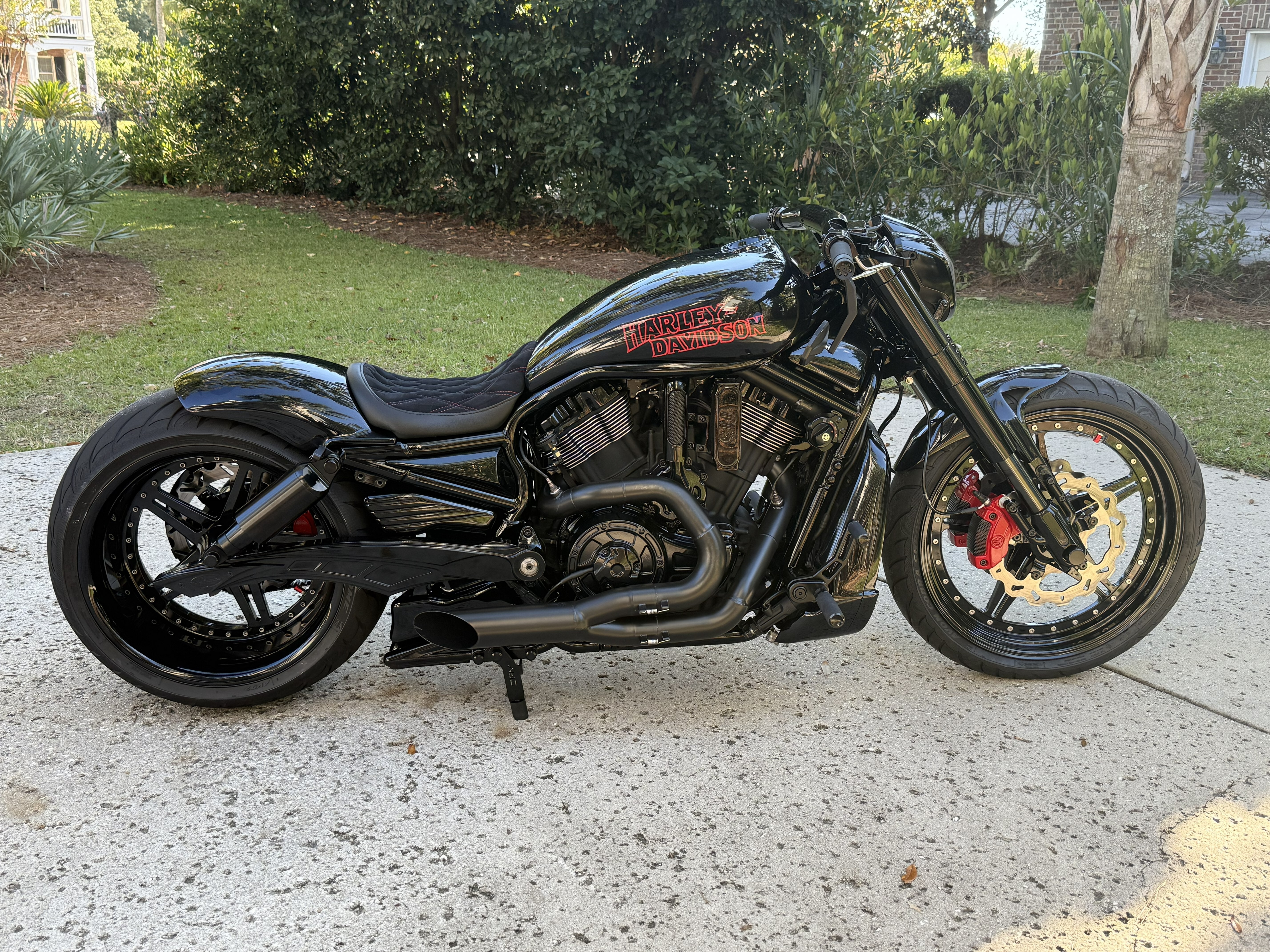 2016 Harley-Davidson NIGHT ROD CUSTOM CUSTOM in Mount Pleasant, SC