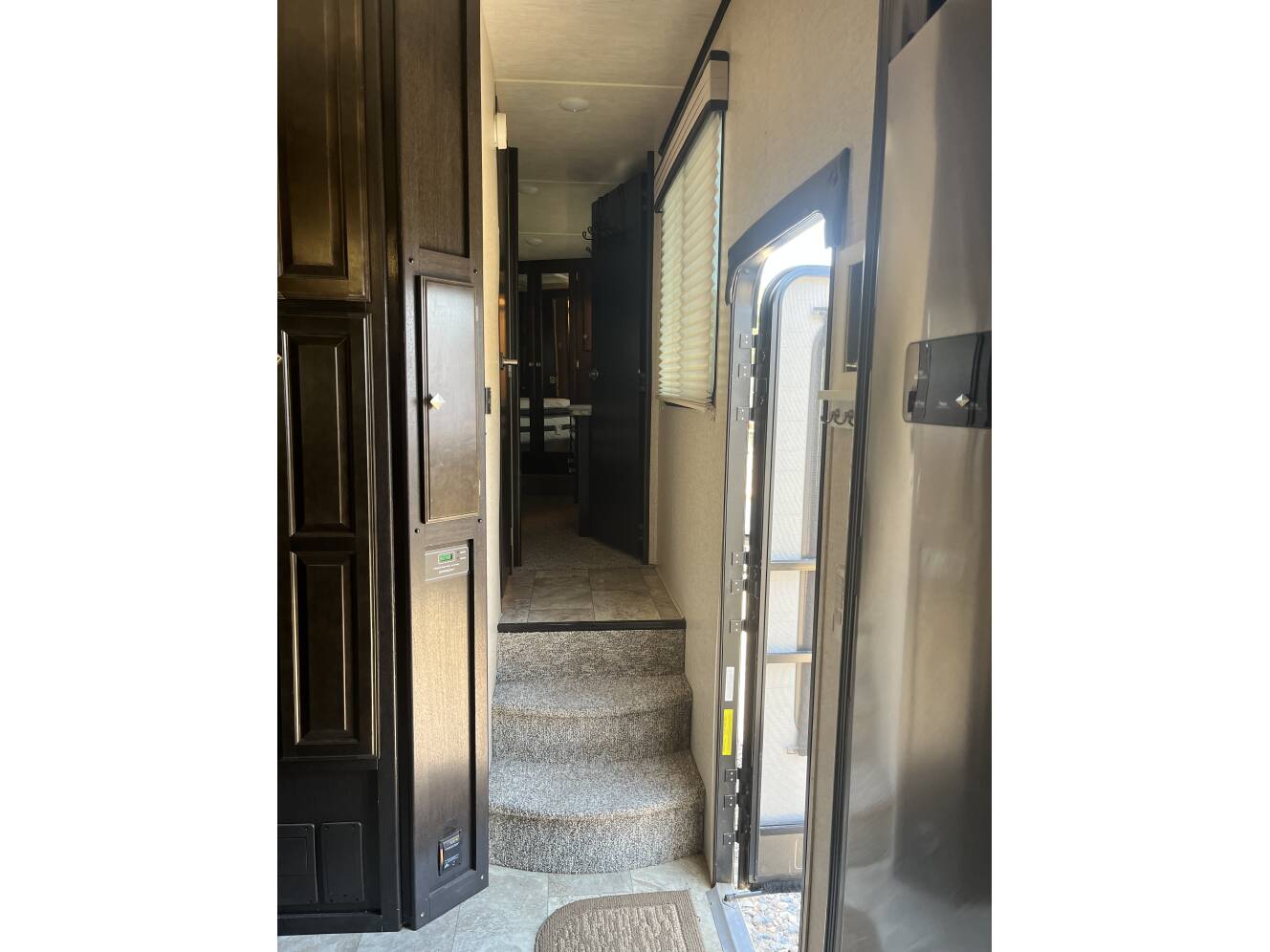 A photo of this 2018 Heartland ROAD WARRIOR 429RW