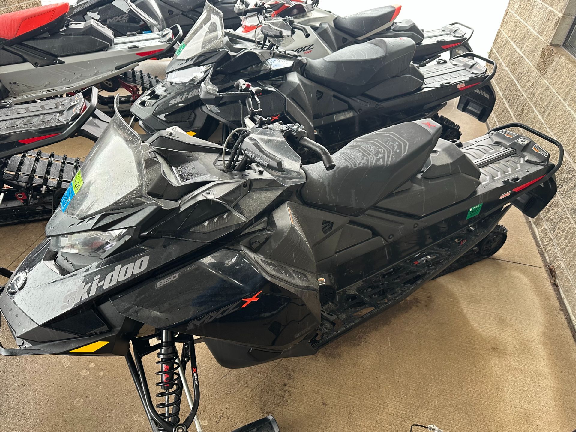 2022 Ski-Doo MXZ X 850 E-TEC ES RipSaw 1.25 in antigo WI