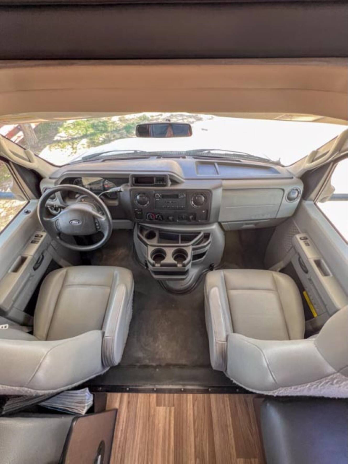 A photo of this 2019 Thor Motor Coach FOUR WINDS MAJESTIC 28A