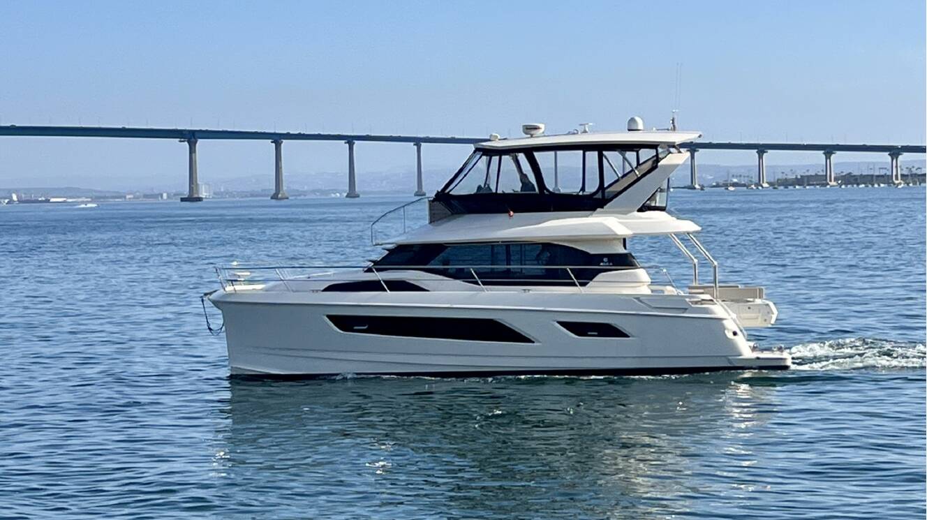 A photo of this 2017 Aquila 44 POWER CATAMARAN