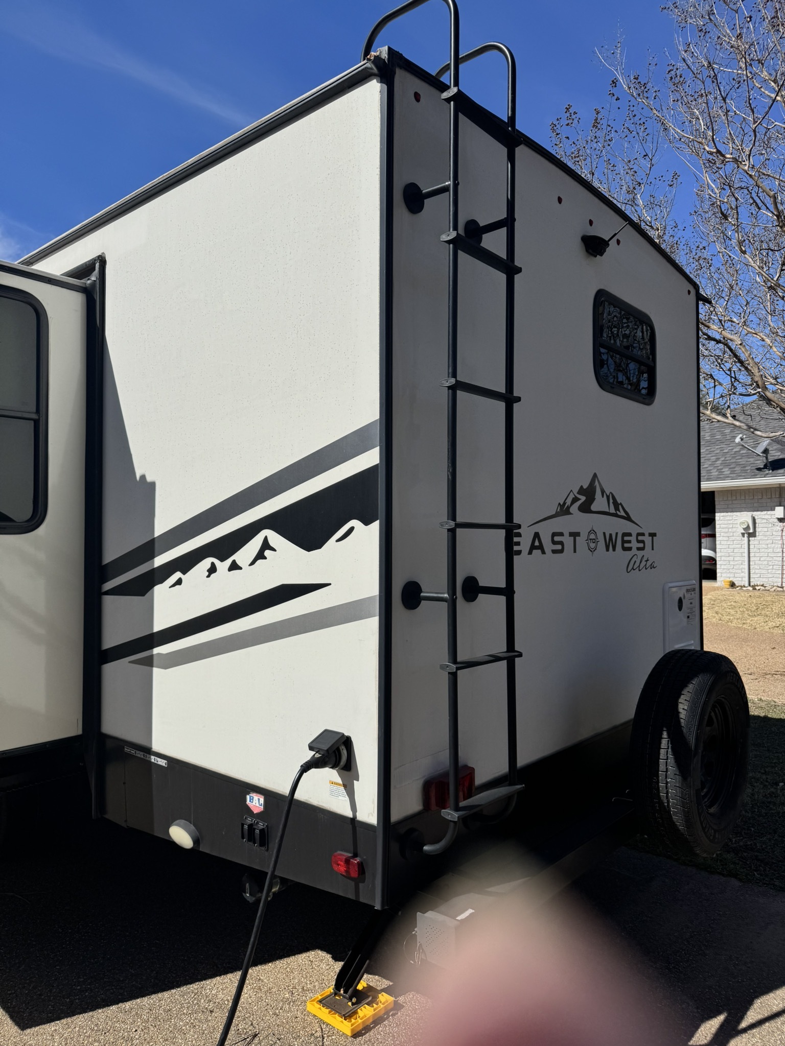 2021 East To West ALTA 2600KRB in robinson TX