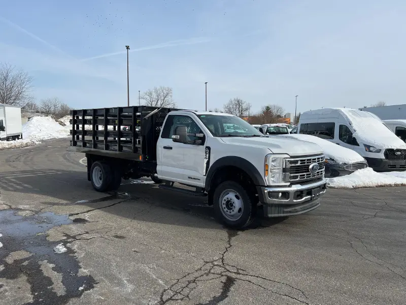 2025 FORD F550