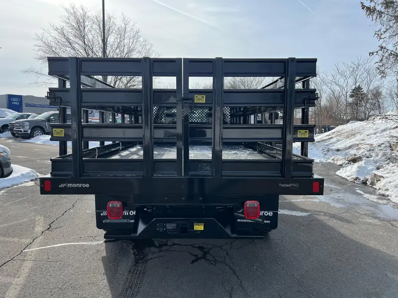 2025 FORD F550